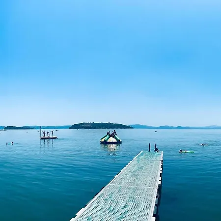 Holiday home Pet Friendly Stacaravan In Tuoro sul Trasimeno